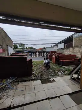 Dijual Cepat Ruko dan Rumah Siap Pakai di Jl Tole Iskandar Raya Depok