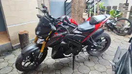 YAMAHA XABRE 2018 LOW KM