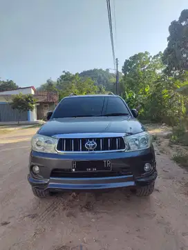 Fortuner 2.4 D 2009