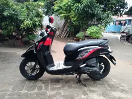 Jual/tt Honda Scoopy donat CBS ISS THN 2019 Surat lengkap pajak hidup