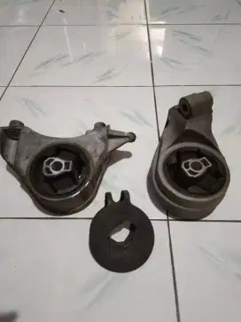 ENGINE MOUNTING CAPTIVA DISEL