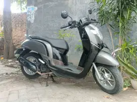 Honda Scoopy thn 2017.