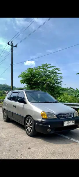 Kia Carens I 2001 Bensin