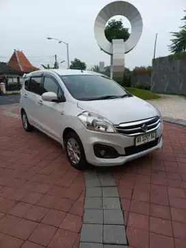 SUZUKI ERTIGA GL MANUAL AB