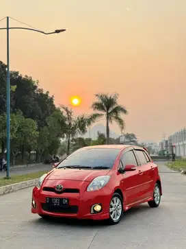 Yaris S limited 1.5 atuomatic 2012