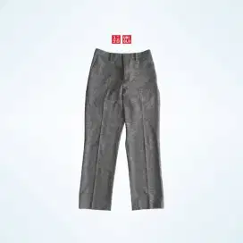 CELANA UNIQLO TARTAN