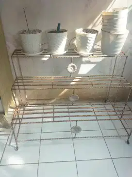 DIJUAL RAK TANAMAN/BUNGA