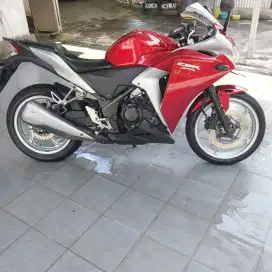 Honda CBR 250R KYJ CBU Thailand 2011