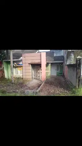 Dijual Rumah di Perum Aston Villa Jambi Luar Kota