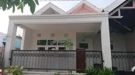 Dijual / Disewakan Rumah Kedung Anyar  Cocok Buat Kost, ex.Rumah Kost!