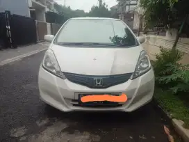 Honda Jazz 2012 A/T Putih