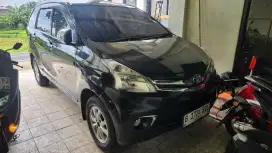 Toyota Avanza g matic 2012 serasa beli baru