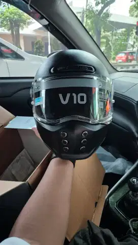 Helm HJC V10 XXL