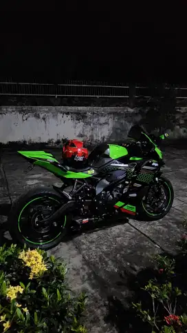 ZX25R ABS..mulus..odo..2000 km 2021 cak baru bkn ninja 250 zx25r