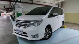 Nissan Serena 2.0 Highway Star Bensin-AT 2016 Putih /