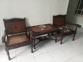 DIJUAL KURSI TAMU UKIRAN KAYU JATI JEPARA ASLI TAHUN 1952