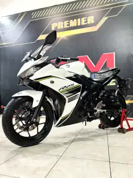 Yamaha R25 2017 km 26rb siap pakai. Anugerah Motor rungkut tengah 81