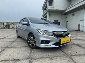 Low km 50 Ribu Record !! Honda city sedan nik 2019 !! Kondisi super !!