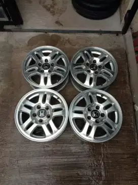 Velg oem crv r15