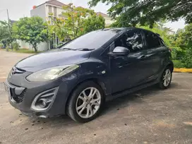 Mazda 2 type R AT 2011 Bensin, good condition