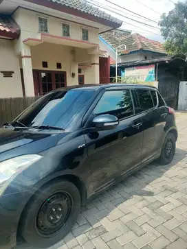 mobil swift pemakaian pribadi