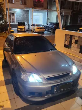 Honda Civic Ferio tahun 2000