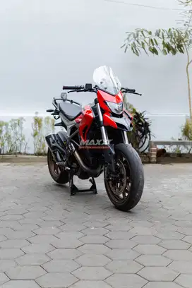 Ducati Hyperstrada 821 Full paper  r3  multistrada  harley davidson