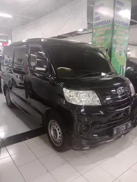 Daihatsu Luxio 2017 Bensin