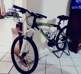 Sepeda Polygon premier 3.0