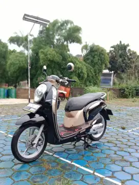 92% : FOR SALE HONDA SCOOPY STYLISH 2013 PAJAK ON F KAB