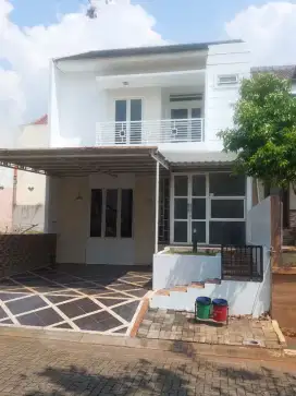 DJUAL Rumah Cantik Kawasan Elite BSB GTB Graha Taman Bunga Dgn 4KT