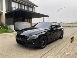 Cash - BMW 320i sport matic 2013 Hitam || 2014