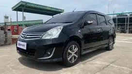 TDP 3Jt Nissan Grand livina 1.5 XV Highway Star BensinMT 2013 Hitam /