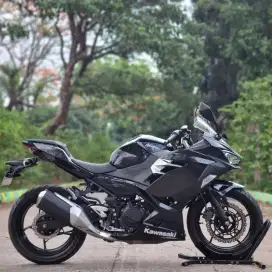 KAWASAKI NEW NINJA 250 BLACK 2018 KM 1000 PERAK LIKE NEW PAJAK HIDUP