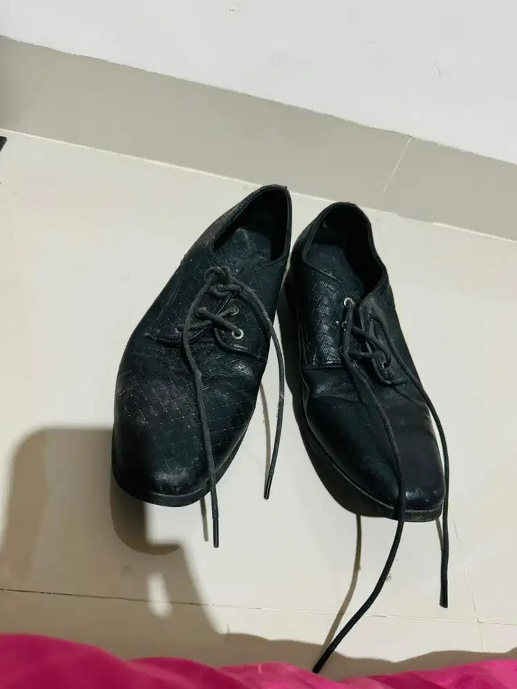 Sepatu Kerja Sepatu Formal Pria Kulit 100% ASLI Uk.40 msh bgs jrg pake