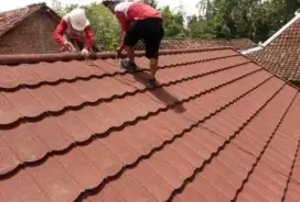 Renovasi atap kayu Pasang Baja Ringan