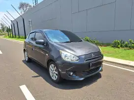 Mitsubishi Mirage Exceed
Transimisi AT
Tipe tertinggi
Tahun 2013