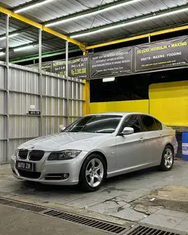 BMW 320i E90 LCI 2011 Tdp Murmer Ori Menarik Bu Antik Simpanan Ringan