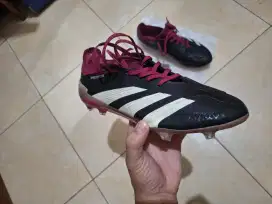 Dijual Sepatu Bola Adidas Predator