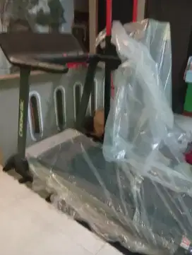 Dijual cepat Treadmill Kinetic