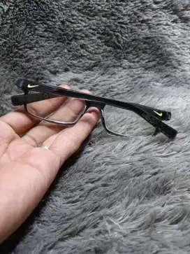 Frame kacamata Nike