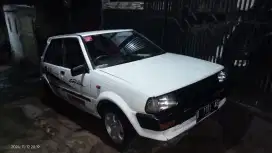 Starlet kotak 86