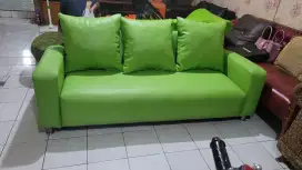 SOFA TAMU HIJAU