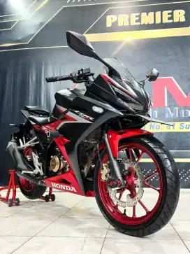 CBR 150 facelift 2020 odo 10rb mewah. Anugerah Motor rungkut tengah 81