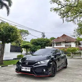 Civic turbo hatchback 2018 istimewa full aksesoris (dp 20 jt)