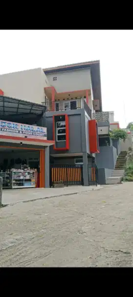 Jual Rumah 3 lantai murah,BU