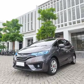 Jazz GK5 Manual M/T Terawat Siap Pakai Ban Baru Gress