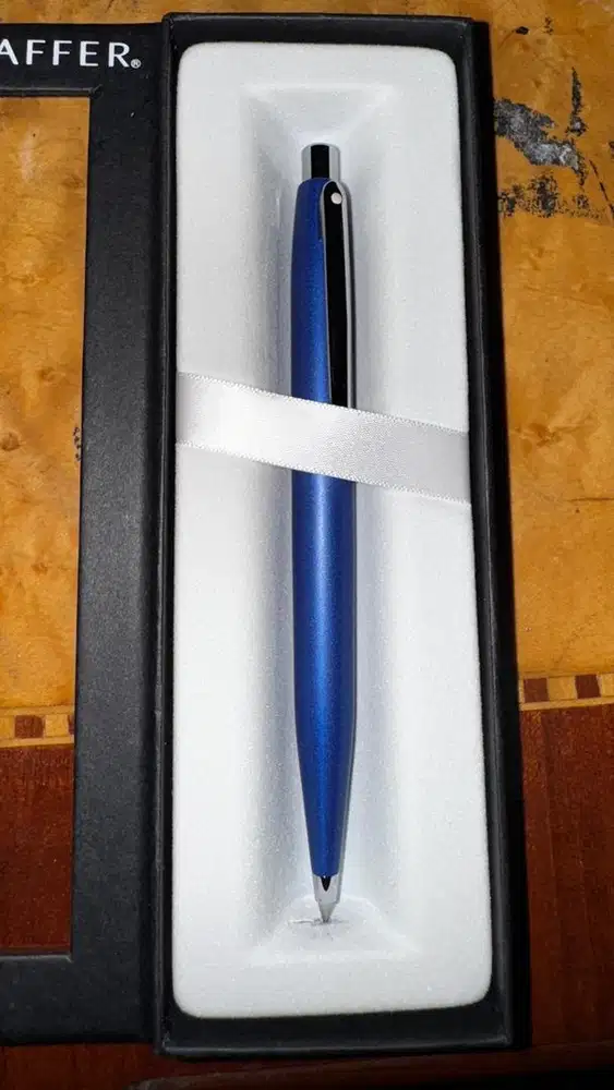 NEW sheaffer ballpoint