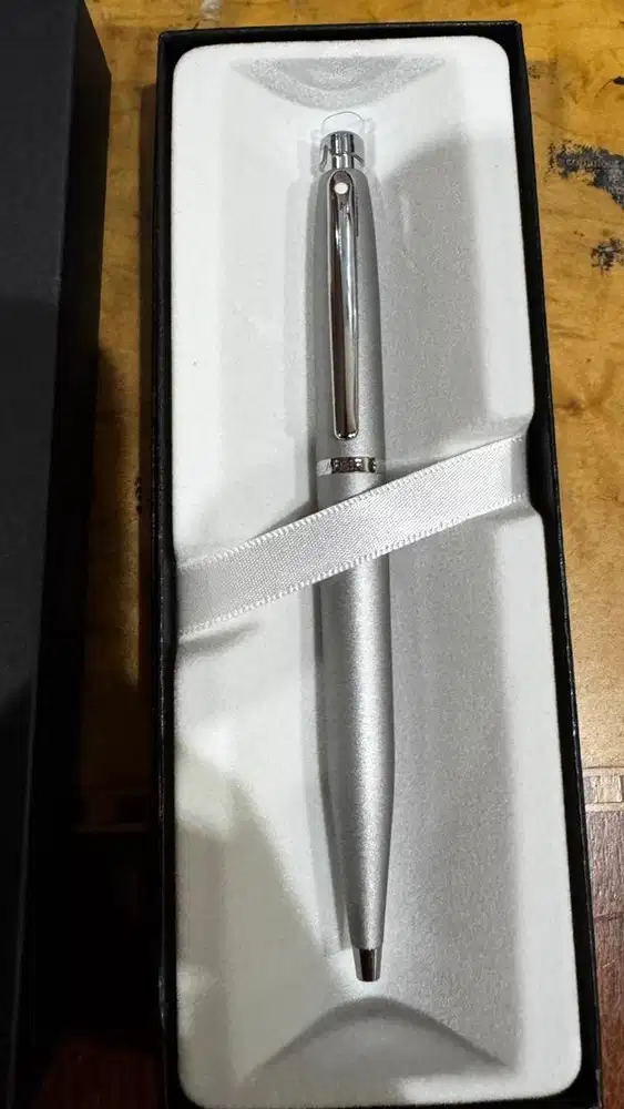 NEW Sheaffer ballpoint