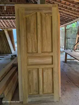 Grosir pintu kusen jendela rumah